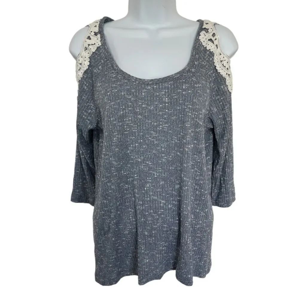 🔥4/$25 Rue 21 Cold Shoulder Ribbed Top Blue & White Size Large